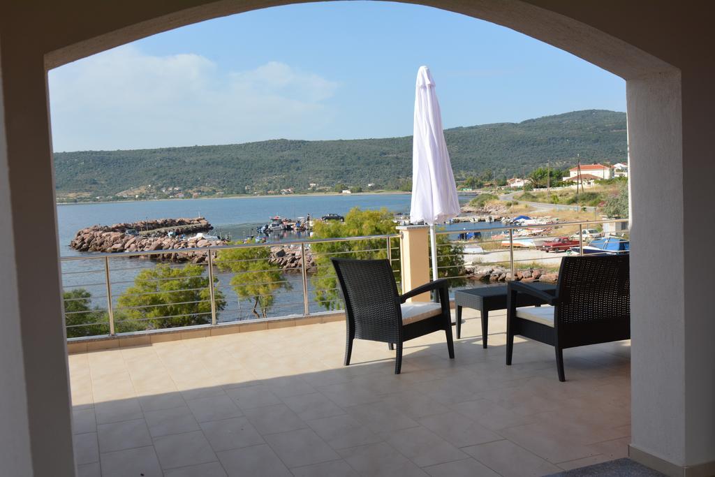 Palaiologou Panorama Apartments Mantamádos Exteriör bild
